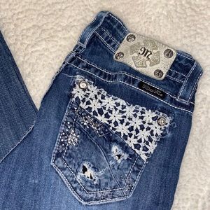 Miss Me Low Rise Distressed Skinny Jean - 27